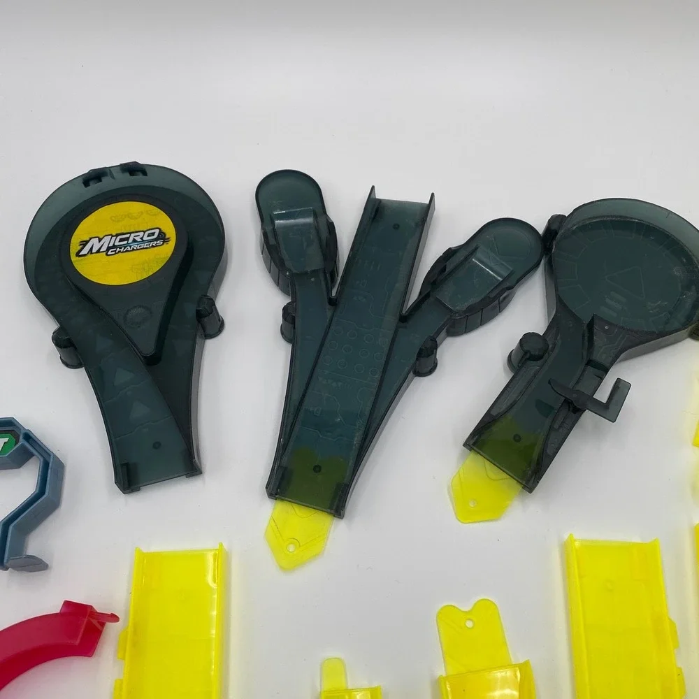 Micro Chargers Track Pieces with Car and Non-working Launcher Race Toy Parts Lot